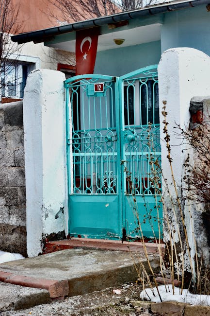 7 : img_5 - Stock market analytics and portfolio tracking screens